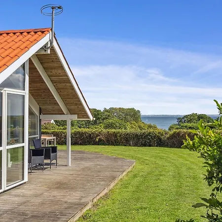 Semesterbostad Aarne - 300m From The Sea By Interhome *