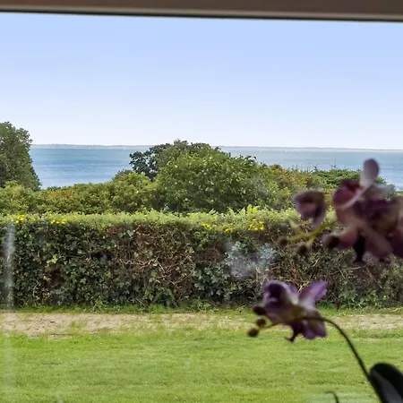 Semesterbostad Aarne - 300m From The Sea By Interhome